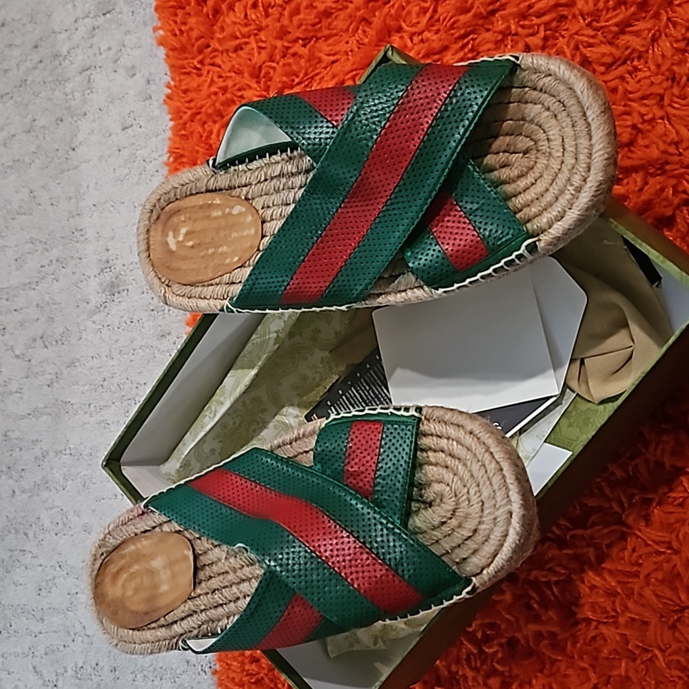 Gucci, green and red sandles
